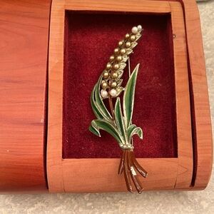 Lilly of the Valley Brooch